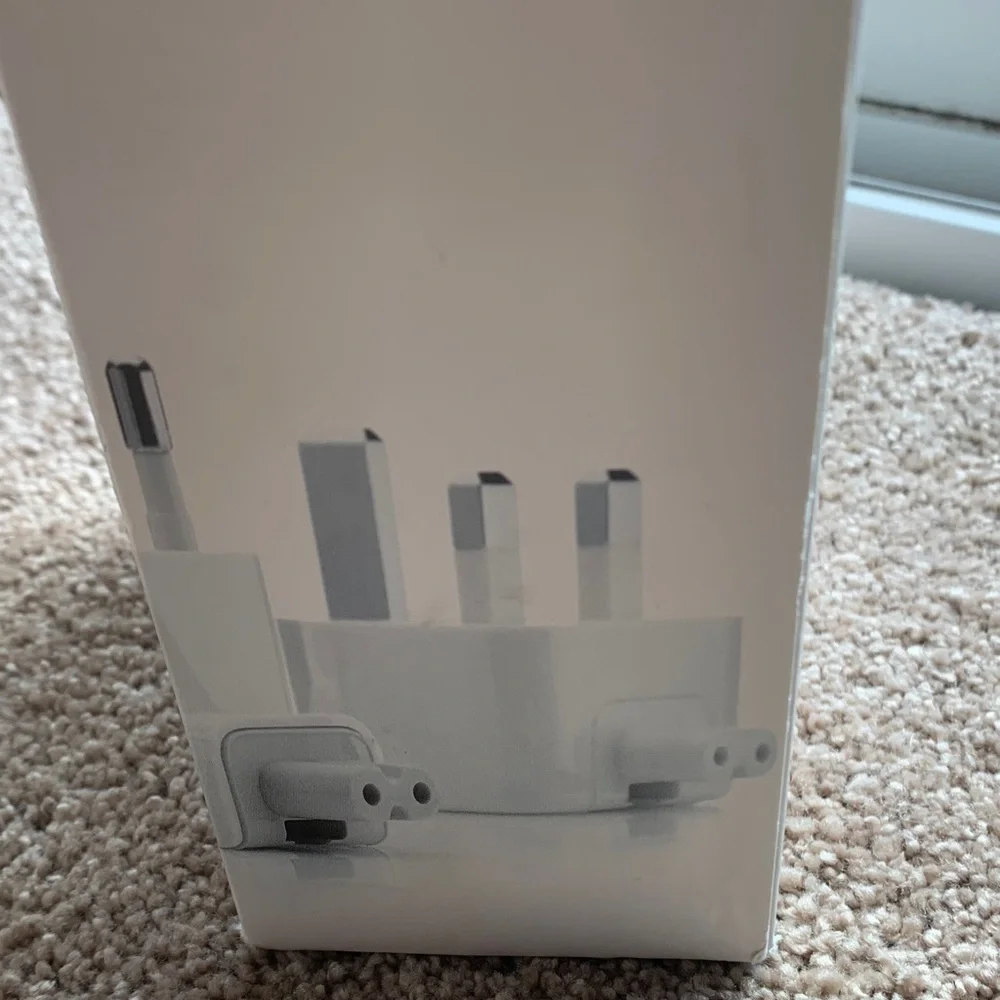 Apple World Travel Adapter Kit - Gray and White